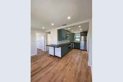 4224 SW 60th Pl, South Miami, FL 33155 - Photo 4