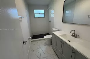 2628 SW 31st Pl, Miami, FL 33133 - Photo 4