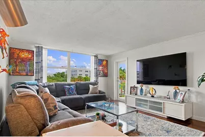 1050 93rd St #3G, Bay Harbor Islands, FL 33154 - Photo 30
