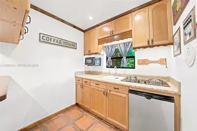 15425 N Miami Ave, Miami, FL 33169 - Photo 28