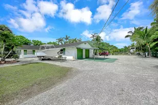 26100 SW 192nd Ave, Homestead, FL 33031 - Photo 8