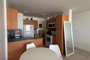 244 79th St, Miami Beach, FL 33141 - Photo 8