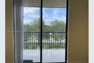 16950 W Dixie Hwy #A537, North Miami Beach, FL 33160 - Photo 8