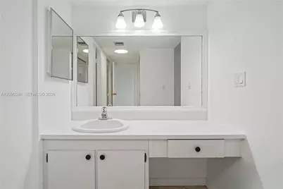 20335 W Country Club Dr #1702, Aventura, FL 33180 - Photo 18