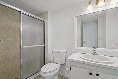 20335 W Country Club Dr #1702, Aventura, FL 33180 - Photo 26