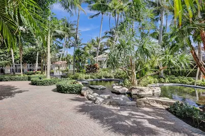 19501 W Country Club Dr #1006, Aventura, FL 33180 - Photo 32