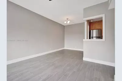 400 N Riverside Dr #303, Pompano Beach, FL 33062 - Photo 8