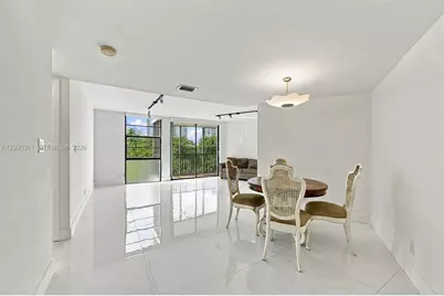 3475 N Country Club Dr #502, Aventura, FL 33180 - Photo 2