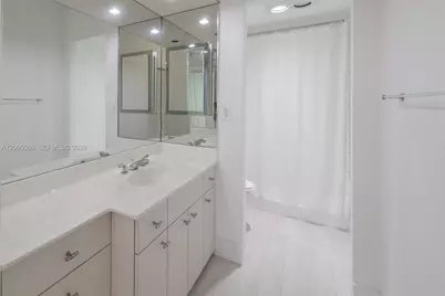 1950 S Ocean Dr #11P, Hallandale Beach, FL 33009 - Photo 24