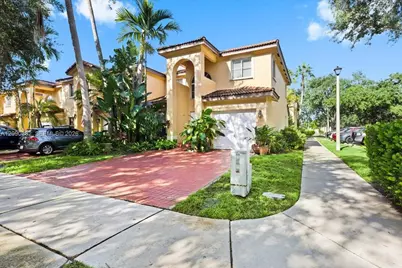 195 Sable Palm Way, Davie, FL 33325 - Photo 6