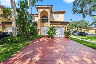 195 Sable Palm Way, Davie, FL 33325 - Photo 1