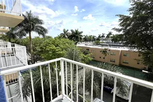 4550 NW 9th St, Miami, FL 33126 - Photo 10