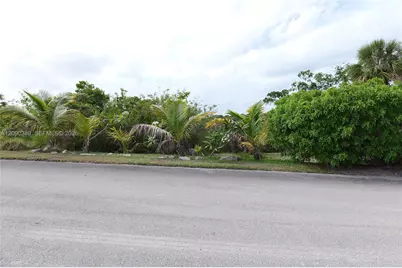 9701 SE Water St, Hobe Sound, FL 33455 - Photo 4