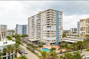305 N Pompano Beach Blvd, Pompano Beach, FL 33062 - Photo 2