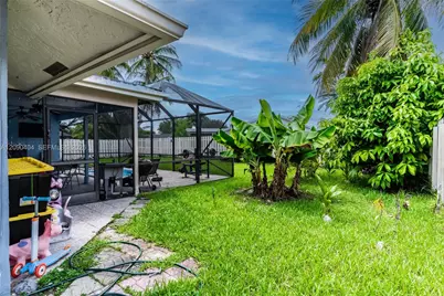 6990 NW 23rd St, Margate, FL 33063 - Photo 2