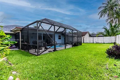6990 NW 23rd St, Margate, FL 33063 - Photo 4