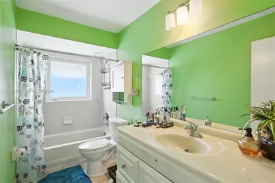 6990 NW 23rd St, Margate, FL 33063 - Photo 14