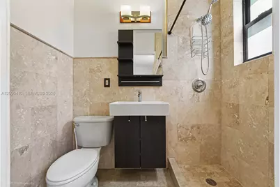 944 SW 10th Ave, Miami, FL 33130 - Photo 10