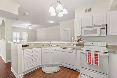 211 Longview #102, Kissimmee, FL 34747 - Photo 4