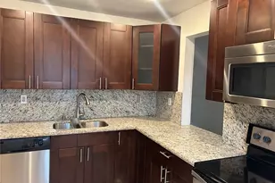 2500 SW 81st Ave, Davie, FL 33324 - Photo 14
