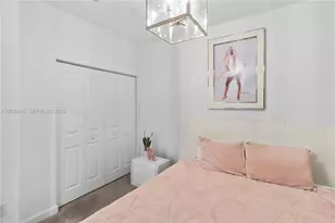 957 NE 211th St, Miami, FL 33179 - Photo 14