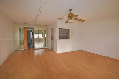 167 Oakridge L #167, Deerfield Beach, FL 33442 - Photo 4