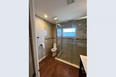 217 SW 10th St, Hallandale Beach, FL 33009 - Photo 8