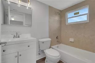 22 NW 15th Pl, Cape Coral, FL 33993 - Photo 14