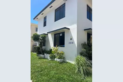 7734 Byron Ave #6, Miami Beach, FL 33141 - Photo 2