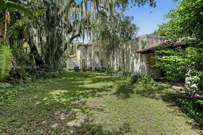 931 NW 14th Ct, Miami, FL 33125 - Photo 20