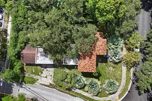 931 NW 14th Ct, Miami, FL 33125 - Photo 2