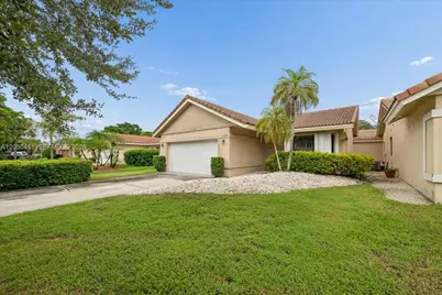 1459 NW 97th Ter, Coral Springs, FL 33071 - Photo 2