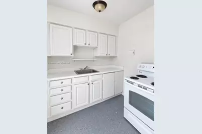 180 NW 9th St #0, Homestead, FL 33030 - Photo 4