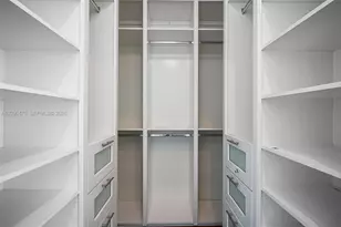 900 Brickell Key Blvd, Miami, FL 33131 - Photo 16