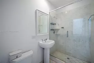 900 Brickell Key Blvd, Miami, FL 33131 - Photo 28