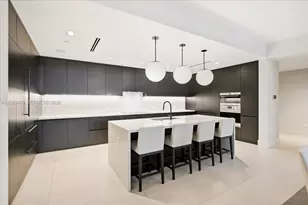 160 Isle of Venice Dr, Fort Lauderdale, FL 33301 - Photo 12