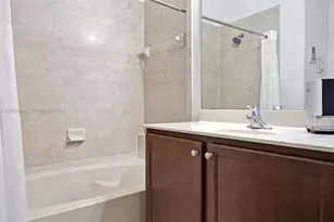 11605 NW 89th St, Doral, FL 33178 - Photo 18