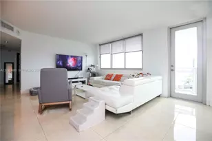 7135 Collins Ave, Miami Beach, FL 33141 - Photo 10