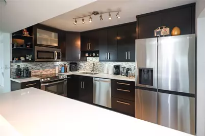 7135 Collins Ave #735, Miami Beach, FL 33141 - Photo 1