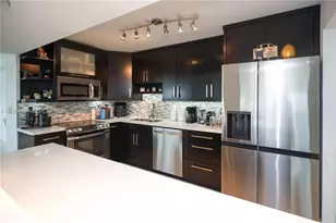 7135 Collins Ave, Miami Beach, FL 33141 - Photo 1