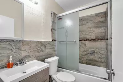 285 NW 44th St #4, Miami, FL 33127 - Photo 14