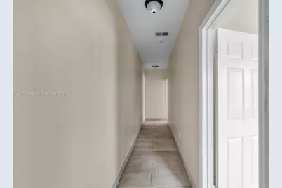 285 NW 44th St #4, Miami, FL 33127 - Photo 4
