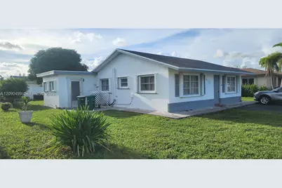 8115 NW 93rd Ave, Tamarac, FL 33321 - Photo 6