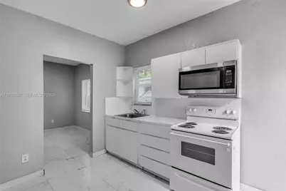 285 NW 44th St #1, Miami, FL 33127 - Photo 10