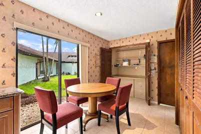 521 NW 78th Way, Plantation, FL 33324 - Photo 14