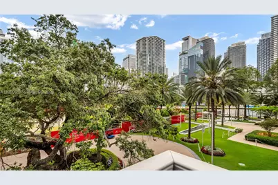 90 SW 3rd St #308, Miami, FL 33130 - Photo 16