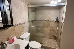 3980 Oaks Clubhouse Dr, Pompano Beach, FL 33069 - Photo 10