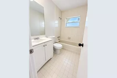 10132 W Indigo St #10132, Miami, FL 33157 - Photo 12