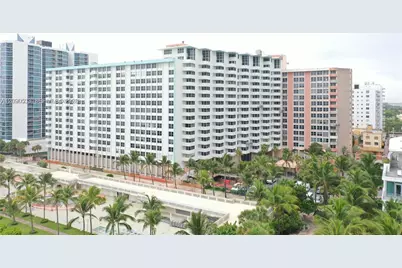 2899 Collins Ave #1216, Miami Beach, FL 33140 - Photo 4