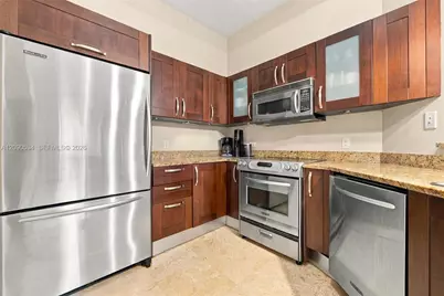 19900 E Country Club Dr #116, Aventura, FL 33180 - Photo 8